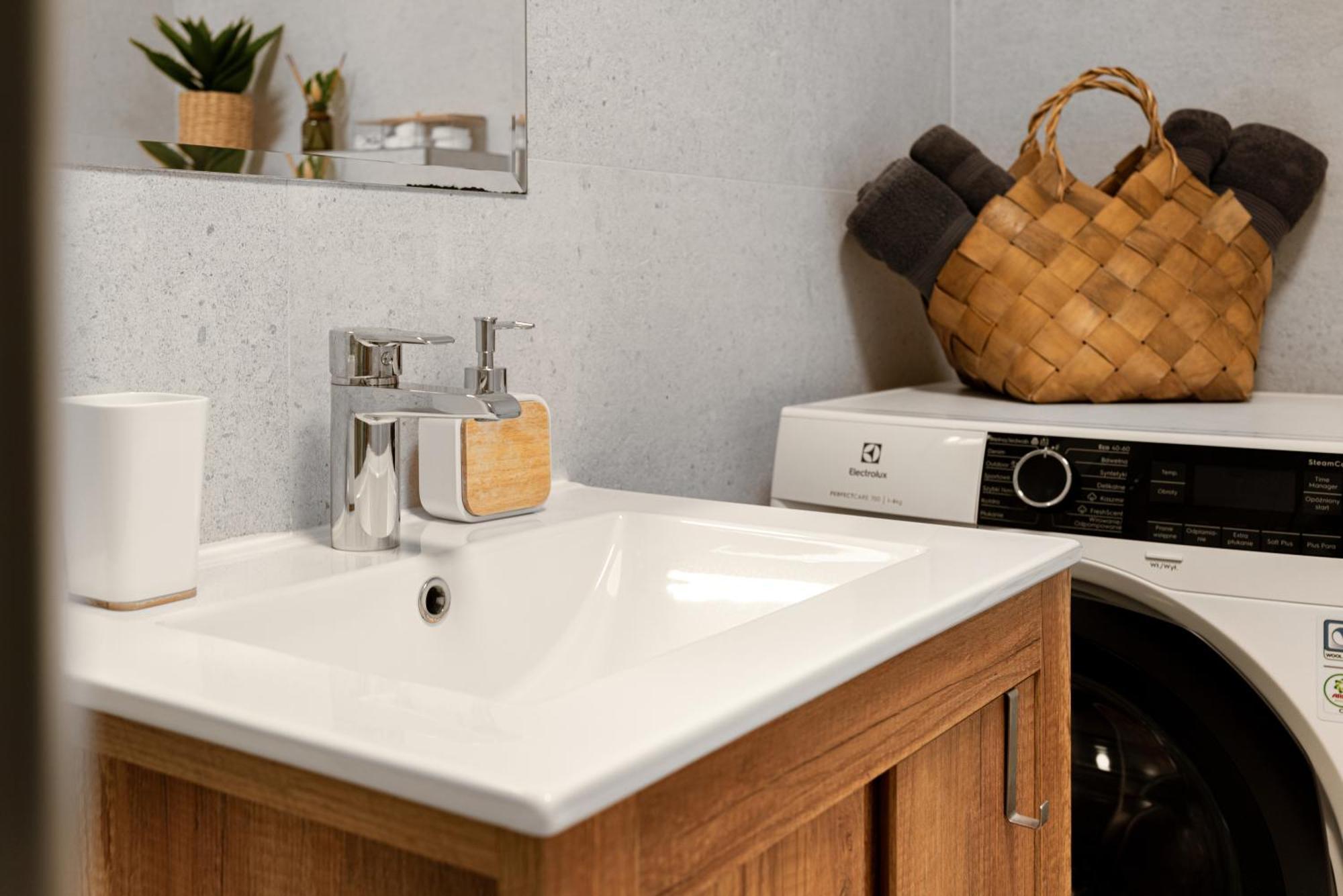 Apartament Z Jacuzzi & Sauna Chillout Kolobrzeg Bagian luar foto